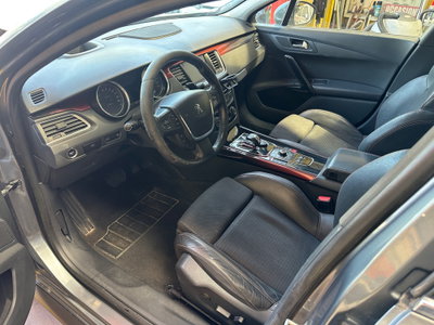 Peugeot 508 SW RXH (8)
