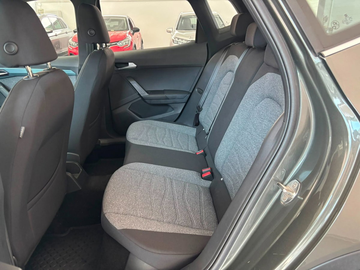 SEAT Arona 1.0 ecotsi Xperience 95cv (16)