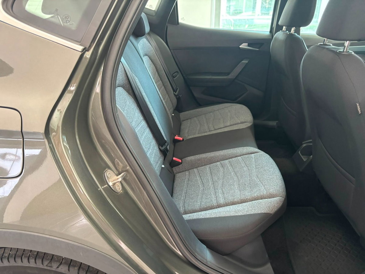 SEAT Arona 1.0 ecotsi Xperience 95cv (17)