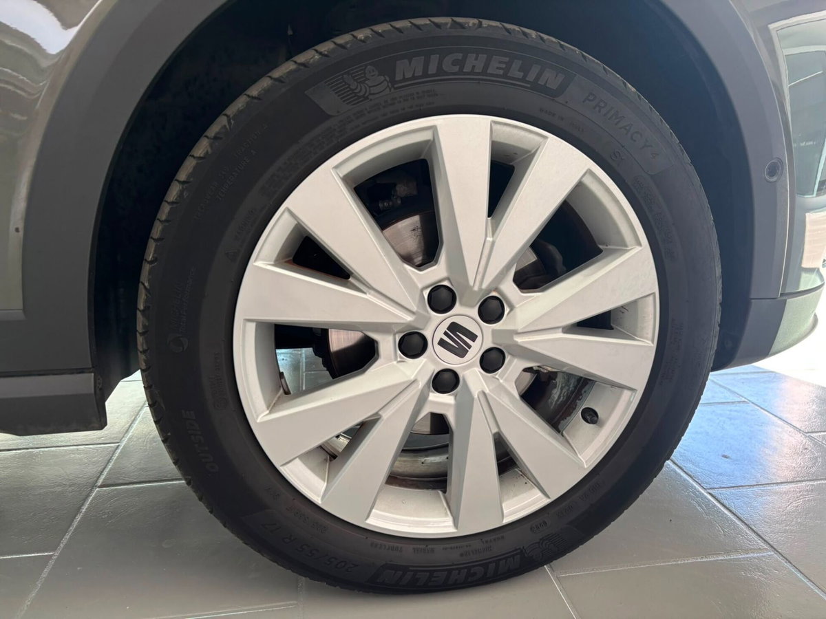 SEAT Arona 1.0 ecotsi Xperience 95cv (19)