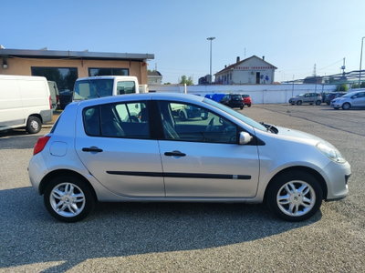 Renault Clio 1.2 16V 5 porte Dynamique (7)