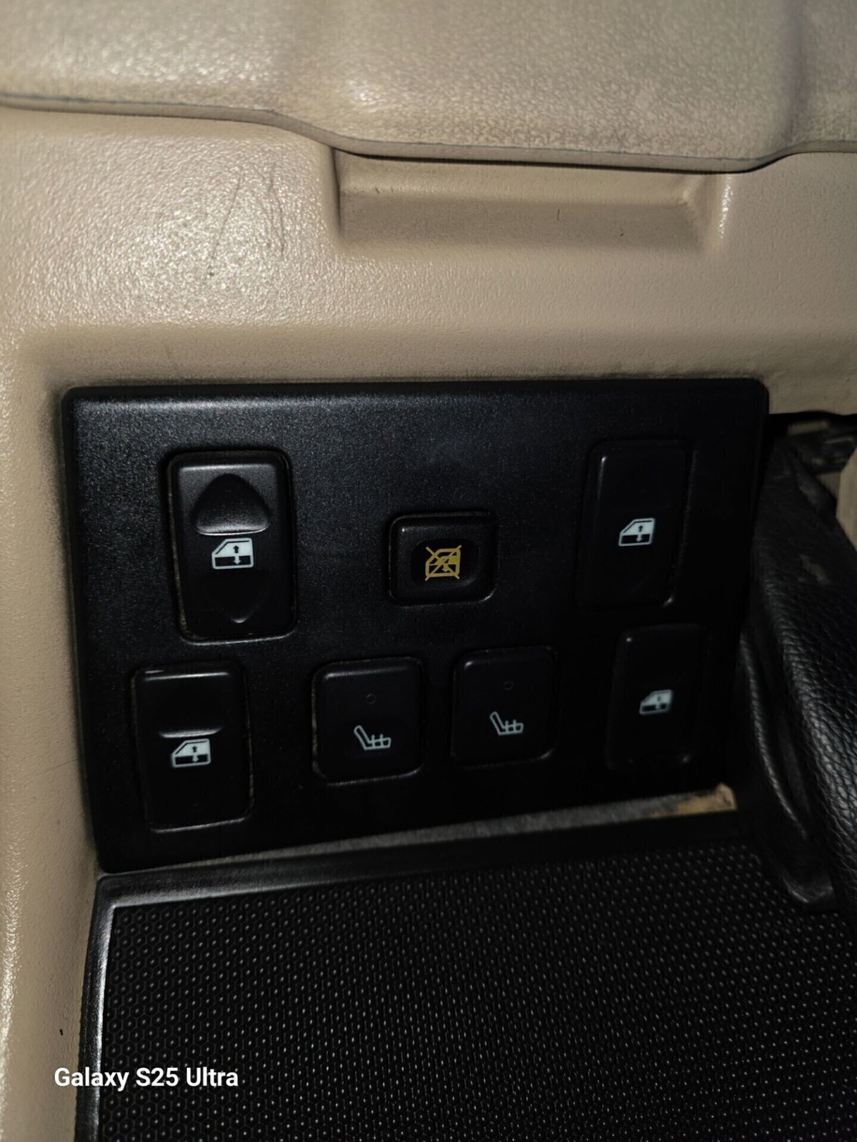 Land Rover Discovery 2.5 Td5 5 porte HSE (9)