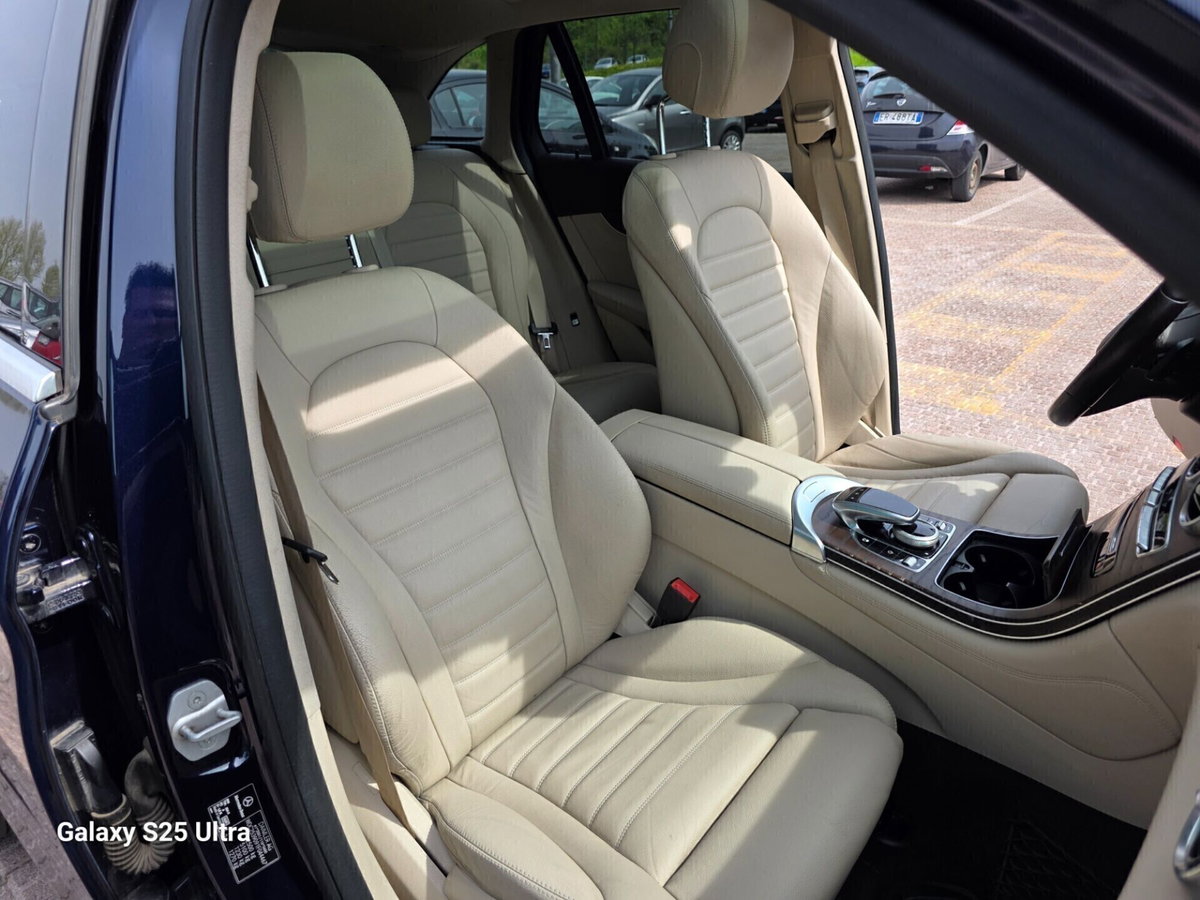 Mercedes-Benz GLC Coupé 250 d 4Matic Coupé Premium (5)