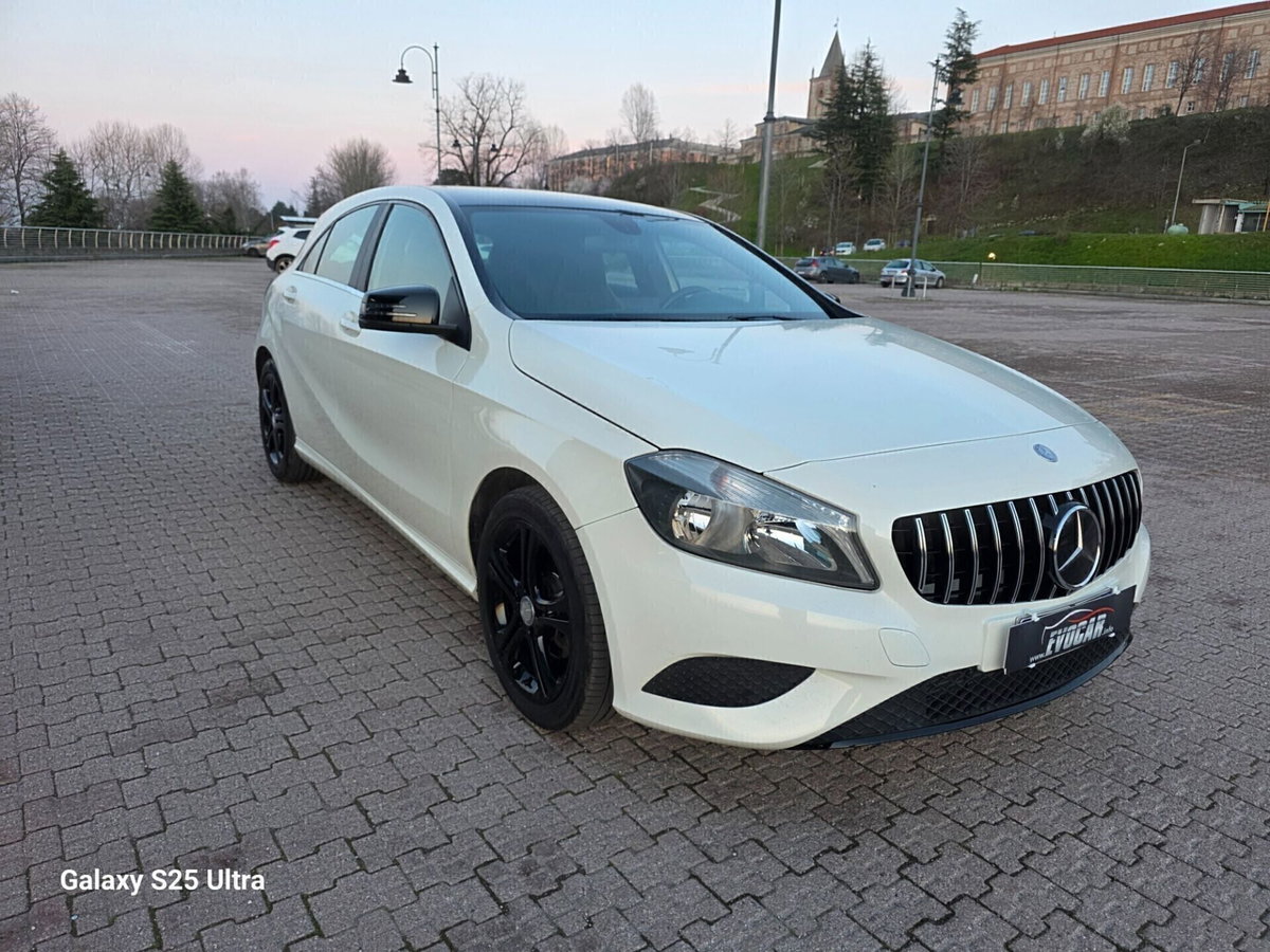 Mercedes-Benz Classe A 160 CDI Executive (20)