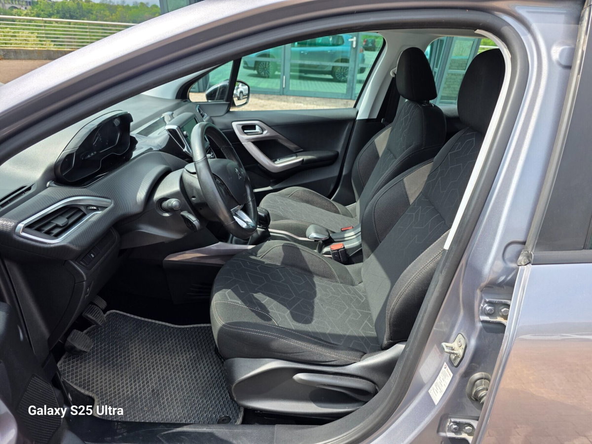 Peugeot 2008 100 S&S Allure (13)