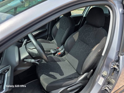 Peugeot 2008 100 S&S Allure (14)