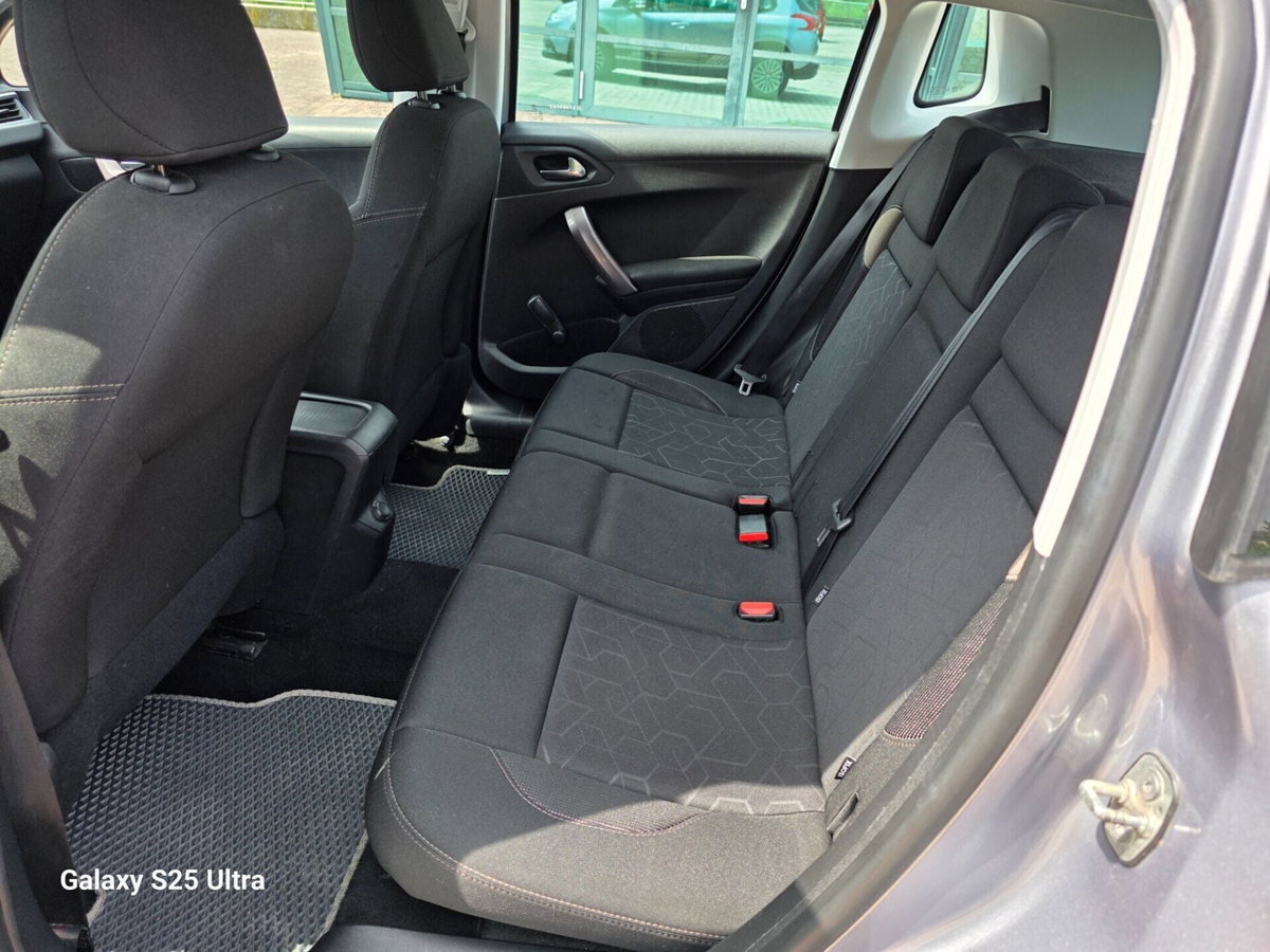 Peugeot 2008 100 S&S Allure (15)