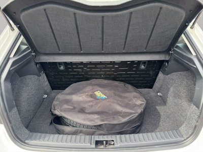 SEAT Ibiza 1.0 TGI 5 porte Reference (15)