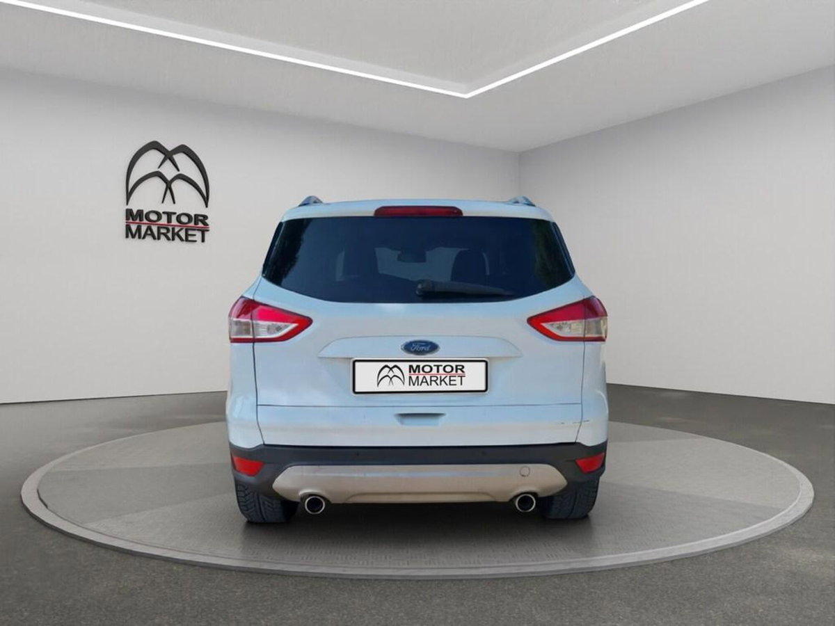Ford Kuga 2.0 TDCI 120 CV S&S 2WD Plus (6)