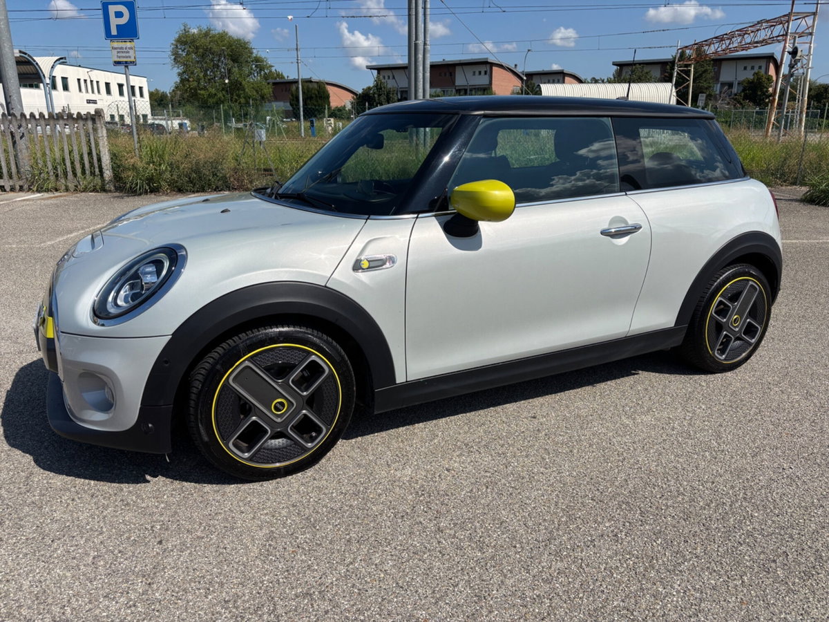 MINI Mini Cooper SE S