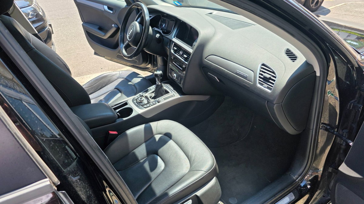 Audi A4 Allroad 2.0 TDI 150 CV cl.d. Ambiente (11)