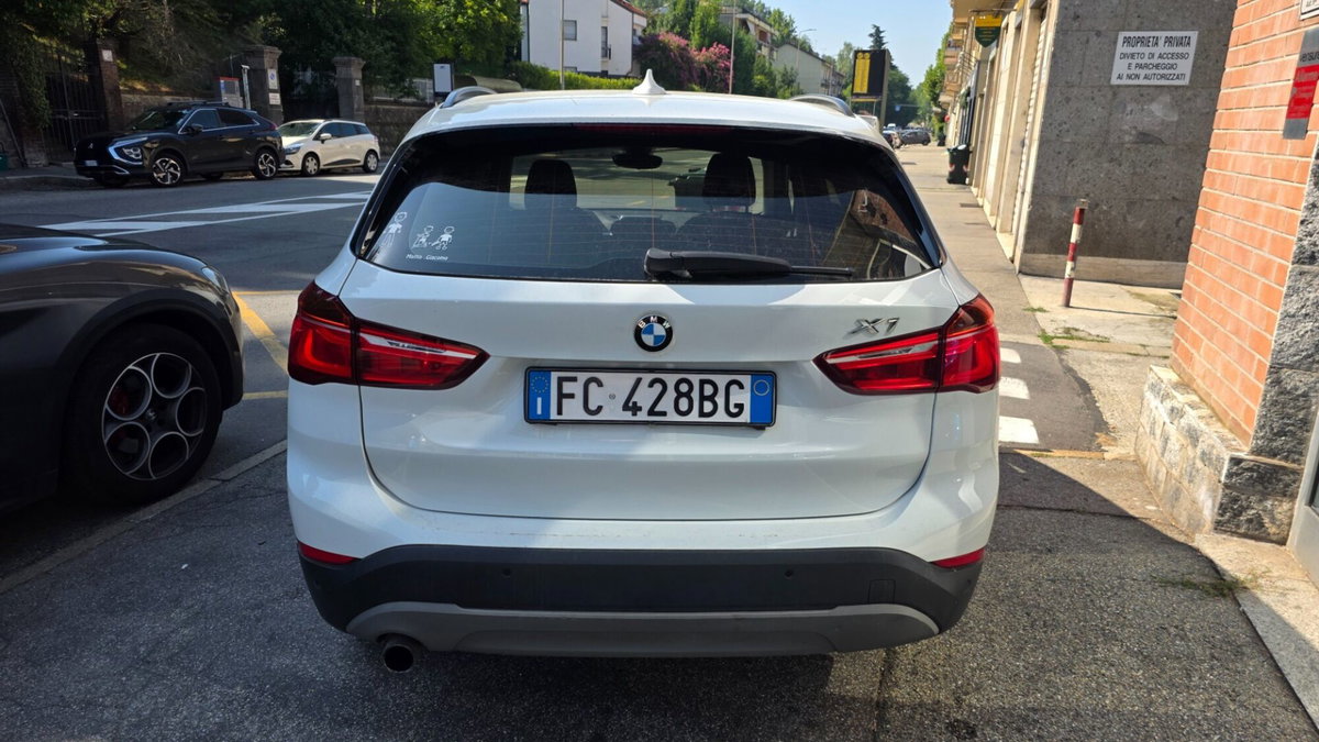 BMW X1 sDrive16d Advantage (5)
