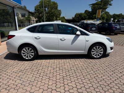 Opel Astra 1.7 CDTI 110CV 5 porte Cosmo (5)