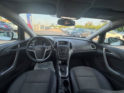 Opel Astra 1.7 CDTI 110CV 5 porte Cosmo (9)