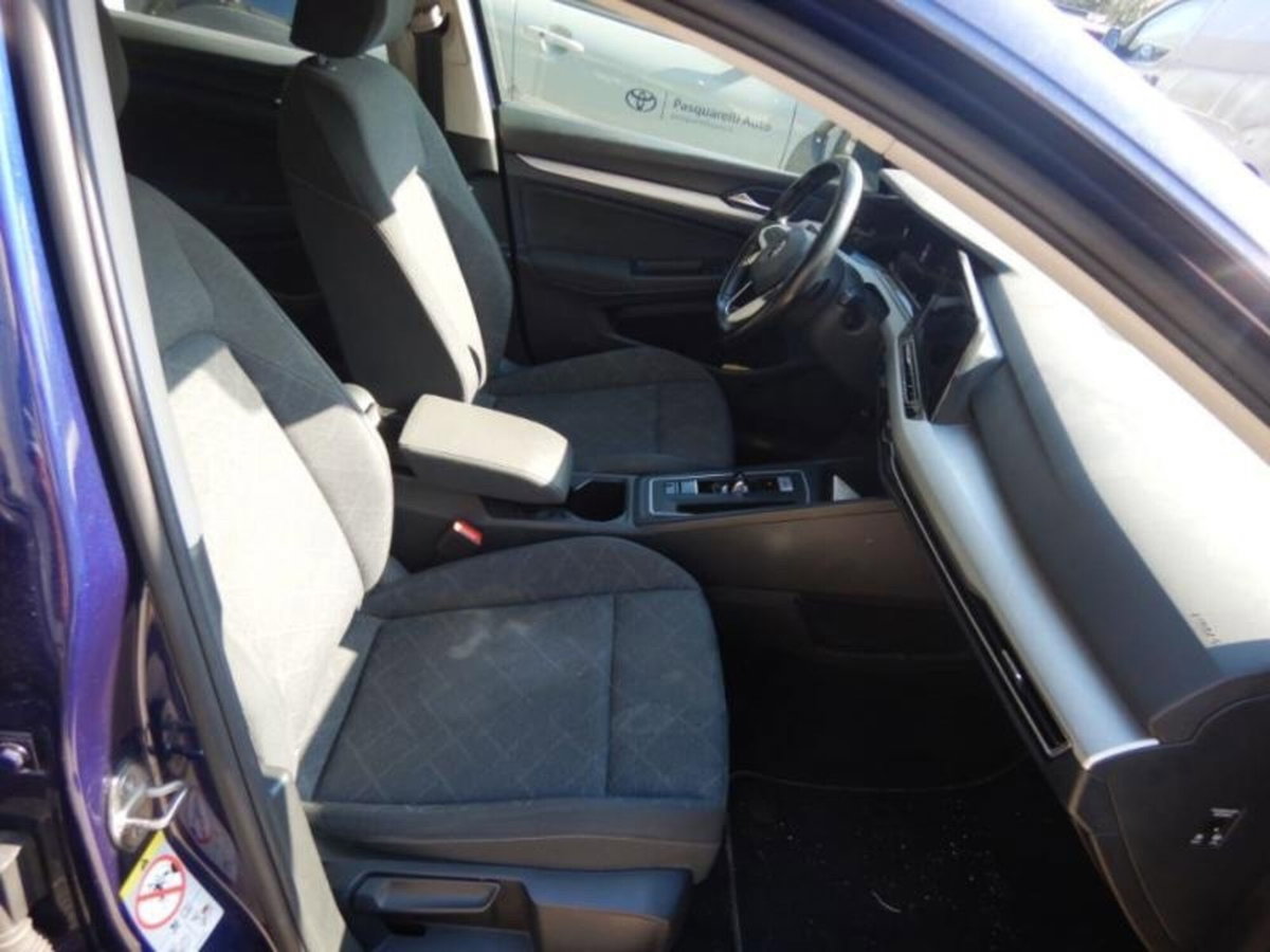 Volkswagen Golf 1.5 TGI DSG Life (8)