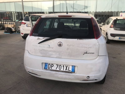 Fiat Grande Punto 1.3 MJT 75 CV 5 porte Active (2)