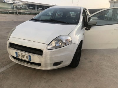 Fiat Grande Punto 1.3 MJT 75 CV 5 porte Active (4)