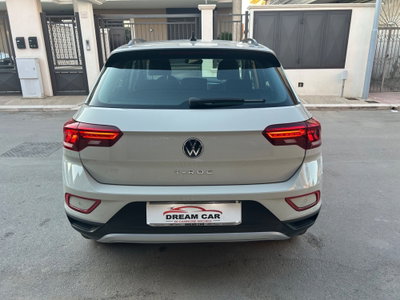 Volkswagen T-Roc 2.0 tdi Style 115cv (11)
