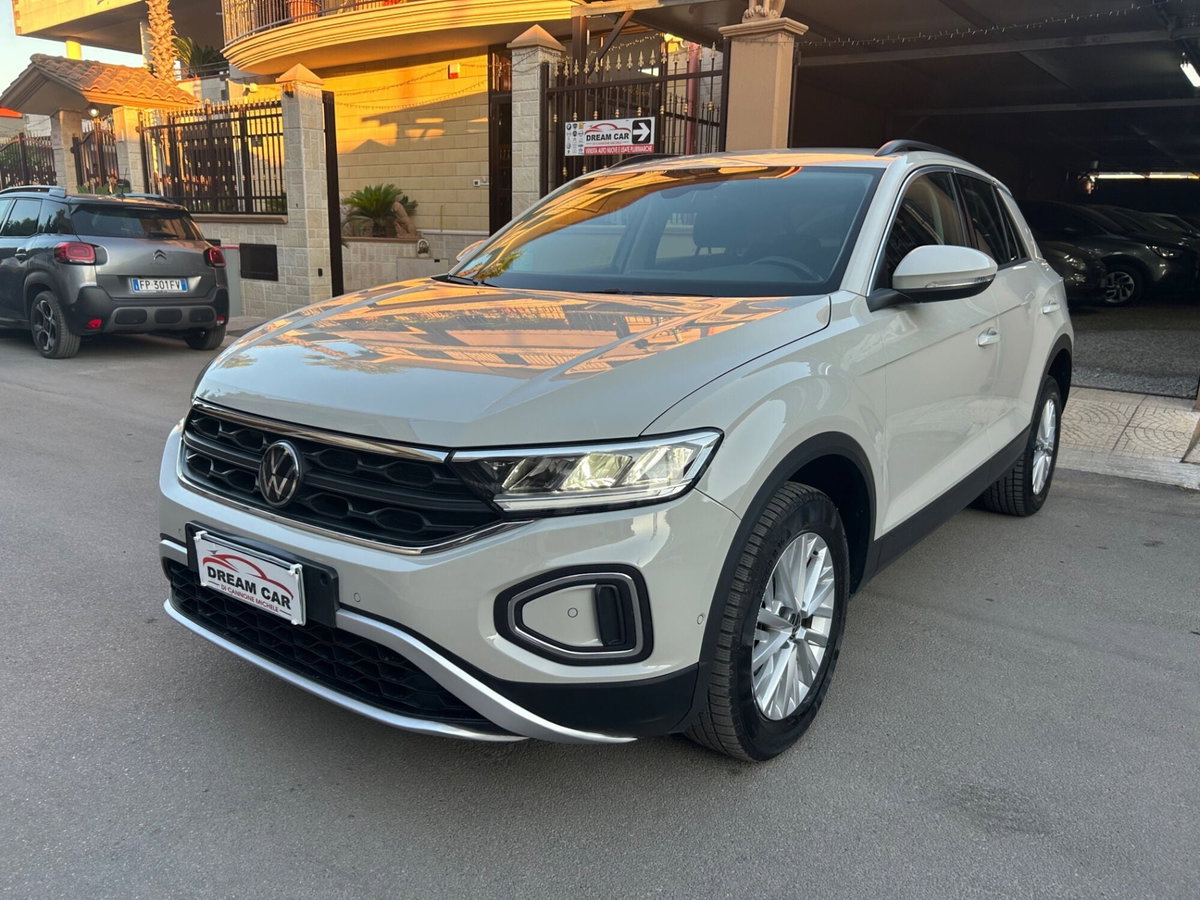 Volkswagen T-Roc 2.0 tdi Style 115cv (15)