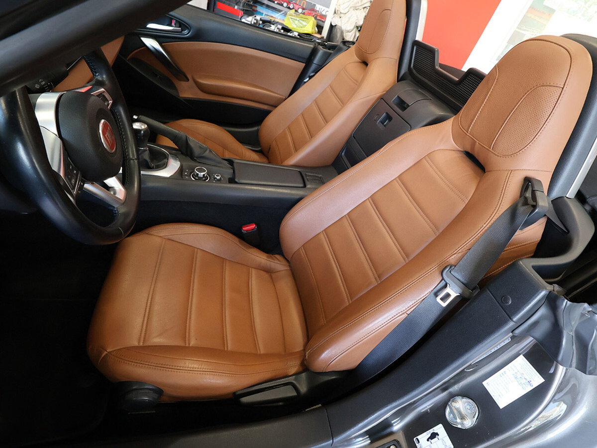Fiat 124 spider 124 spider 1.4 MultiAir Lusso (10)