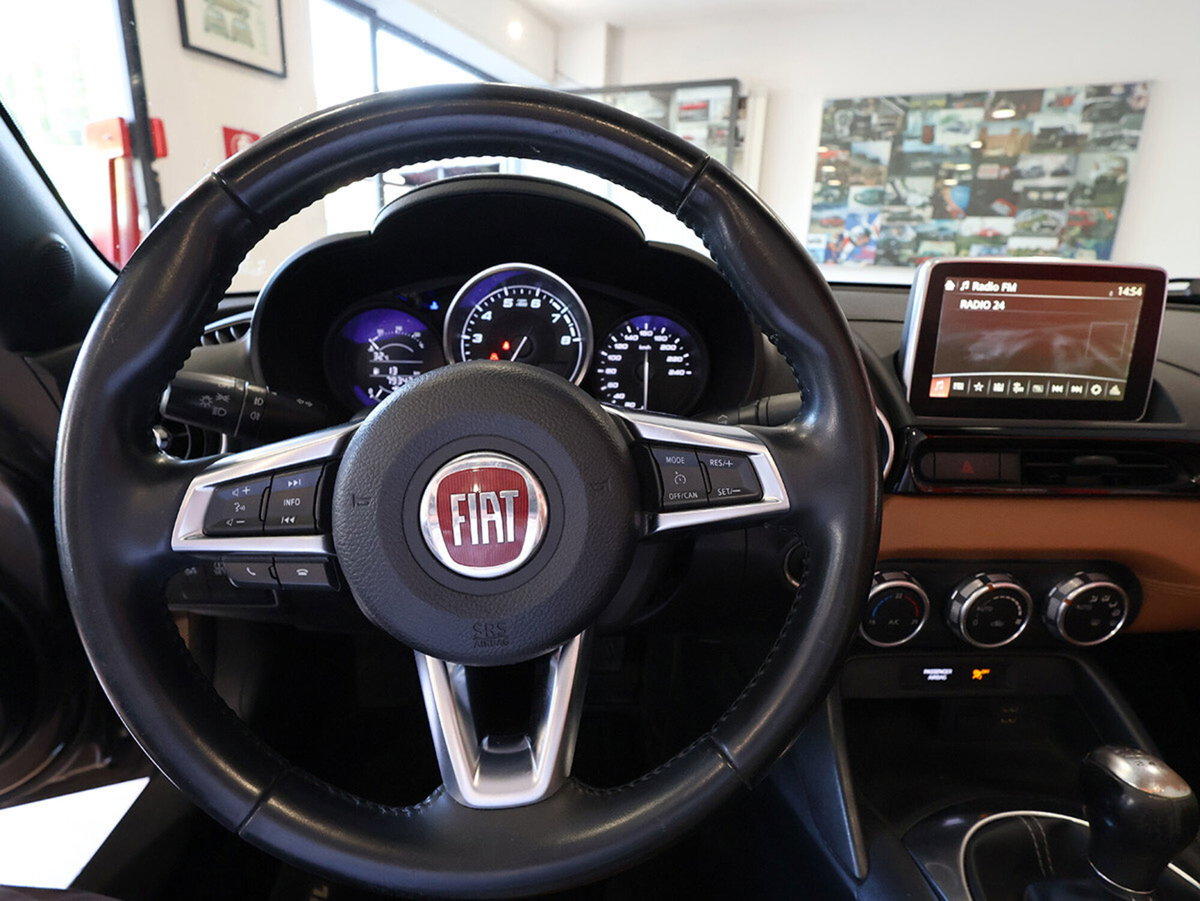 Fiat 124 spider 124 spider 1.4 MultiAir Lusso (13)