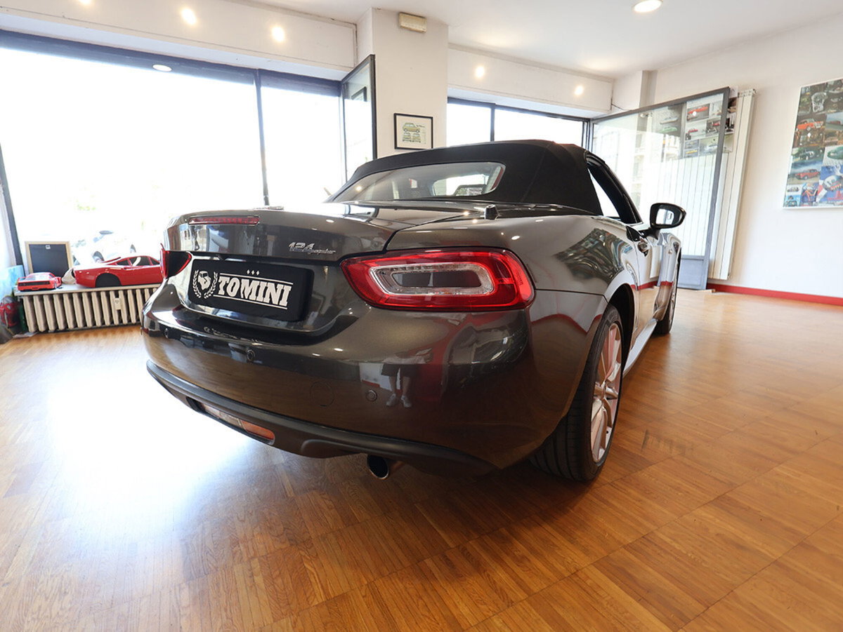 Fiat 124 spider 124 spider 1.4 MultiAir Lusso (3)