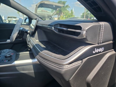 Jeep Compass 2.2 CRD Limited Black Edition 2WD (17)
