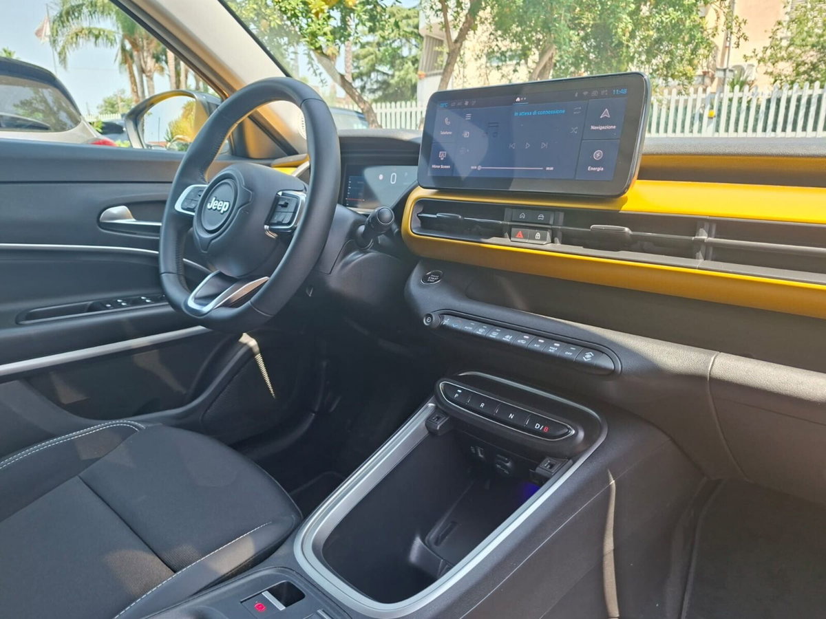 Jeep Avenger full-electric Summit fwd 156cv auto (10)