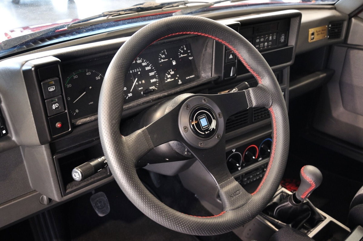Alfa Romeo 75 2.0i Twin Spark A.S.N. (11)