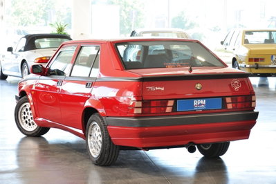 Alfa Romeo 75 2.0i Twin Spark A.S.N. (2)
