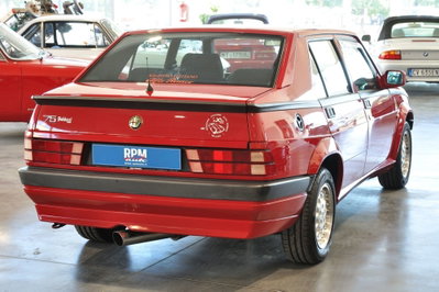 Alfa Romeo 75 2.0i Twin Spark A.S.N. (8)