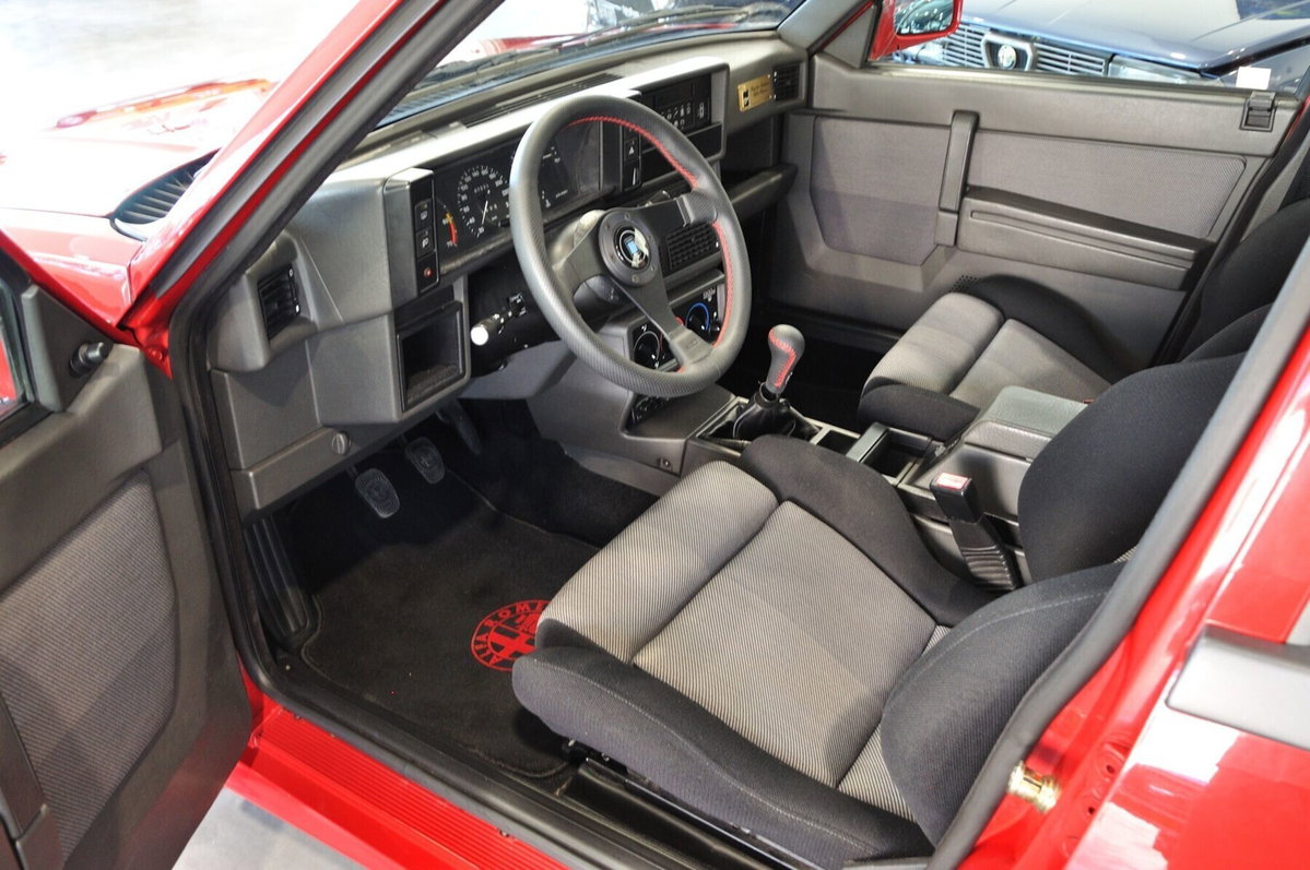 Alfa Romeo 75 2.0i Twin Spark A.S.N. (9)
