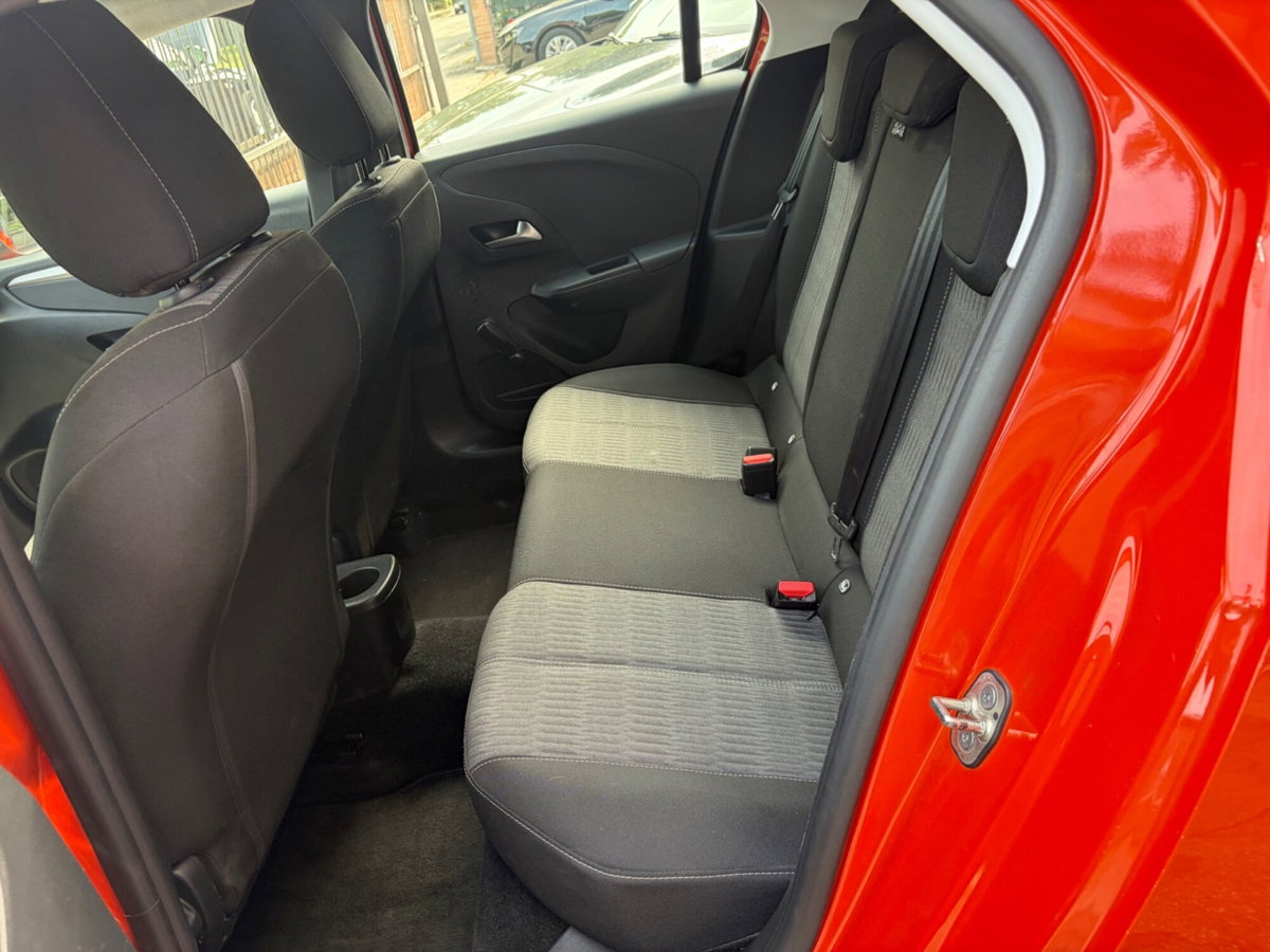 Opel Corsa 1.5 D 100 CV Edition (6)