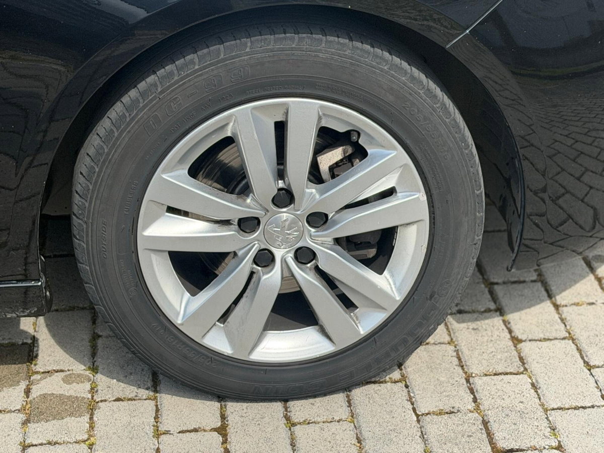 Peugeot 308 SW BlueHDi 120 S&S Business (13)