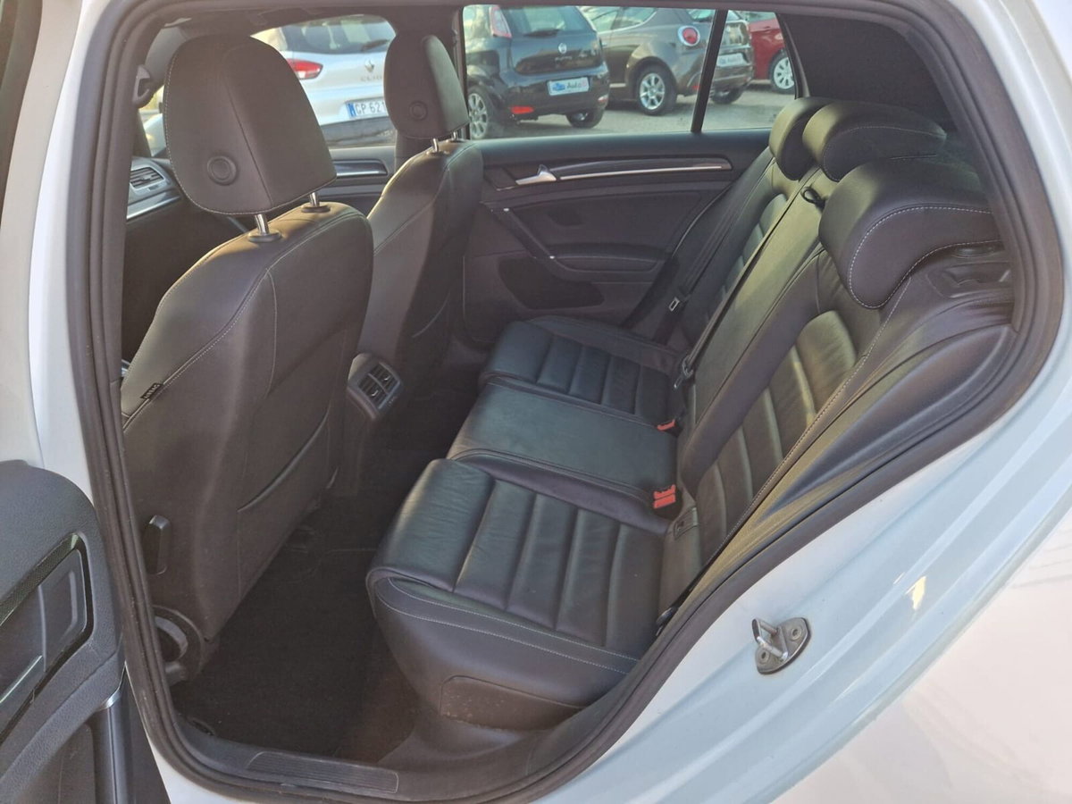 Volkswagen Golf GTD 2.0 TDI DSG 5p. BlueMotion Technology (14)