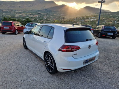 Volkswagen Golf GTD 2.0 TDI DSG 5p. BlueMotion Technology (8)