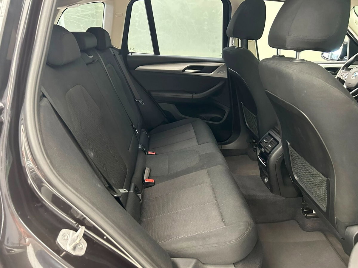 BMW X3 xDrive20d Business Advantage (11)