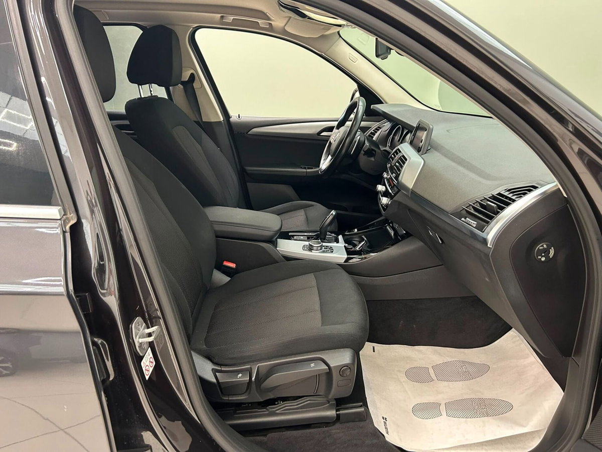 BMW X3 xDrive20d Business Advantage (12)