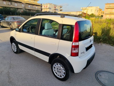 Fiat Panda 1.3 MJT 16V 4x4 Climbing (2)