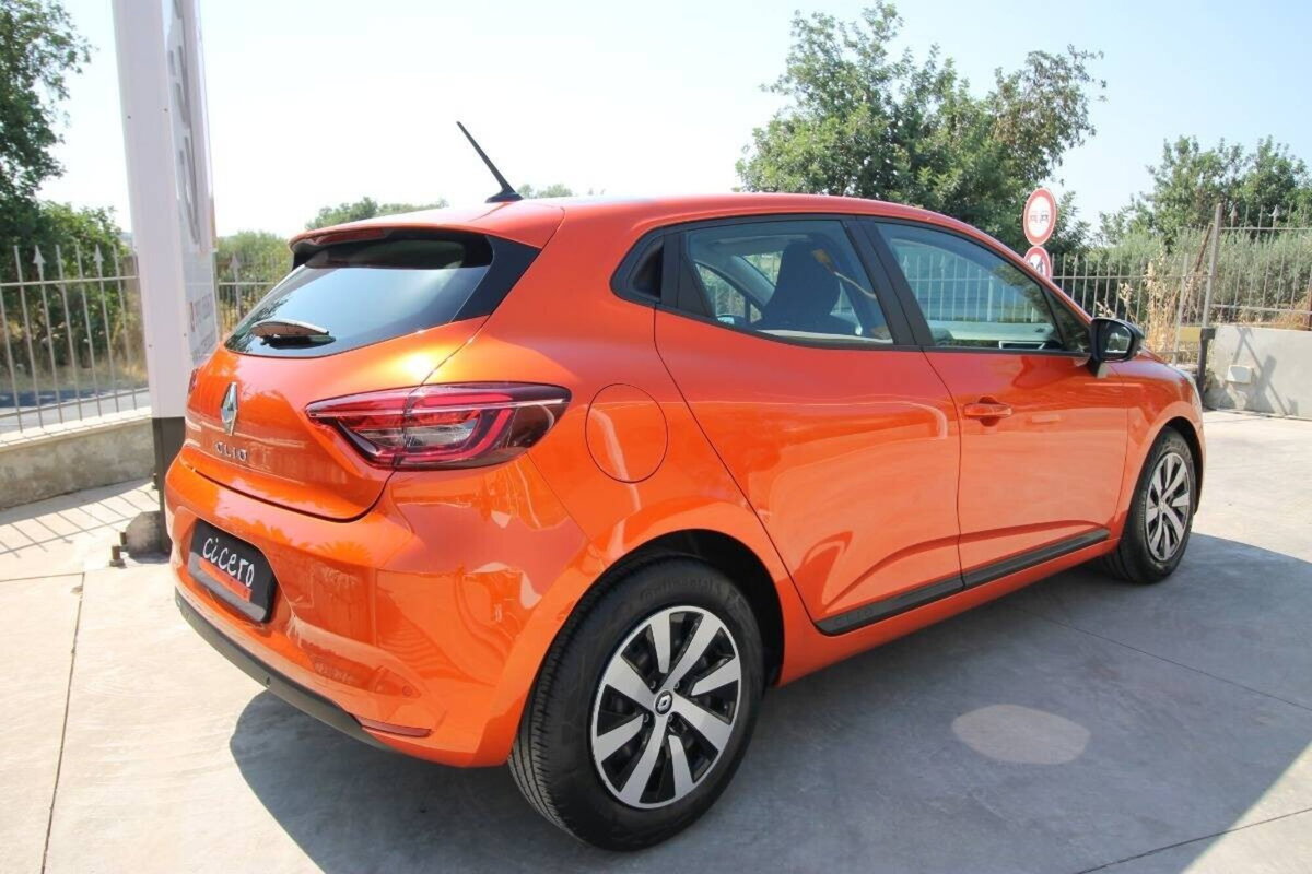 Renault Clio TCe 100 CV GPL 5 porte Equilibre (6)