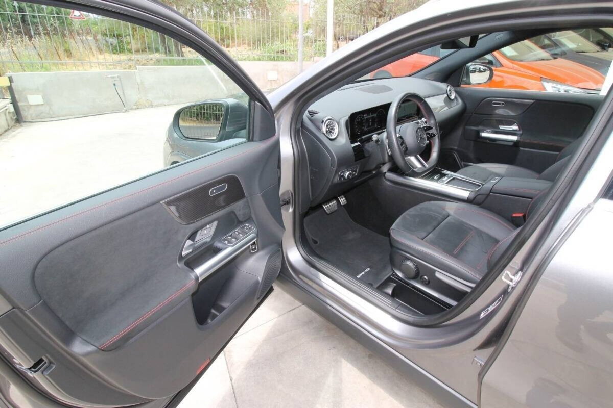 Mercedes-Benz GLA SUV 200 d AMG Line Advanced Plus 4matic auto (10)