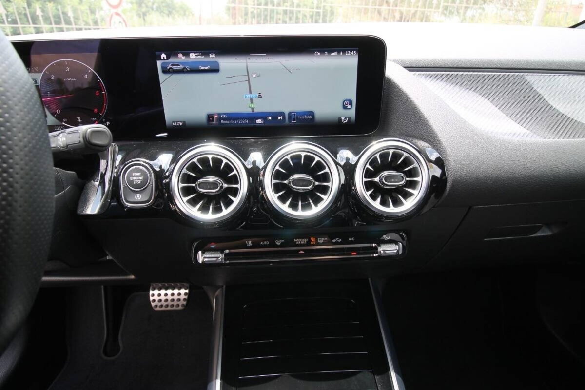 Mercedes-Benz GLA SUV 200 d AMG Line Advanced Plus 4matic auto (16)