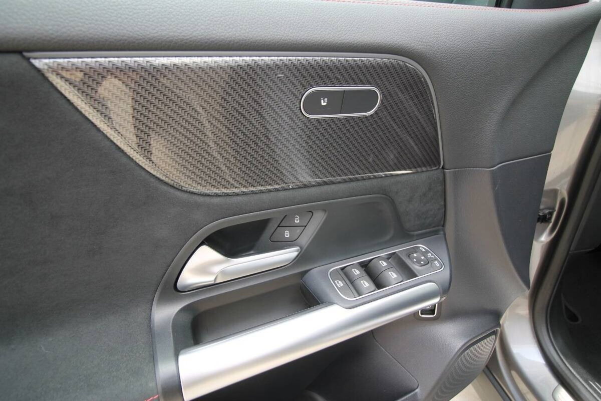 Mercedes-Benz GLA SUV 200 d AMG Line Advanced Plus 4matic auto (19)