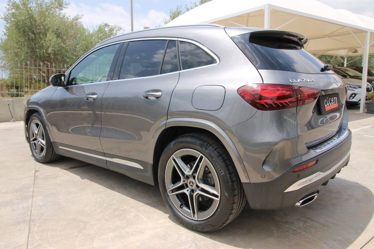 Mercedes-Benz GLA SUV 200 d AMG Line Advanced Plus 4matic auto (4)