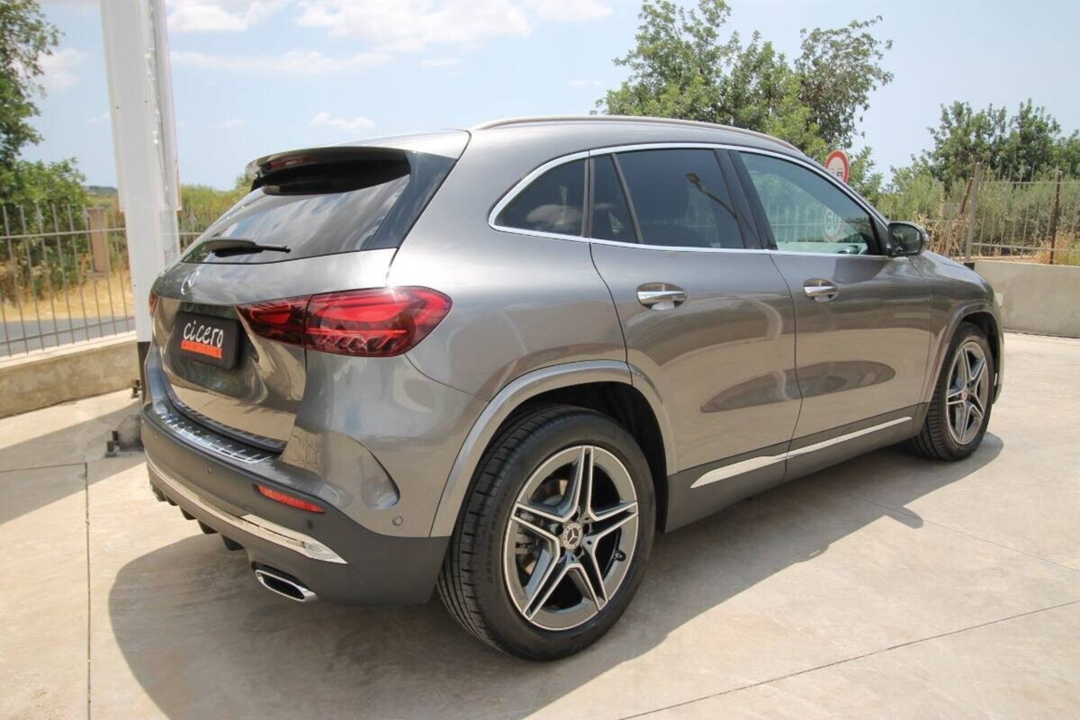 Mercedes-Benz GLA SUV 200 d AMG Line Advanced Plus 4matic auto (7)