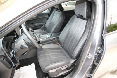 Renault Austral 1.2 full hybrid Techno 200cv auto (18)