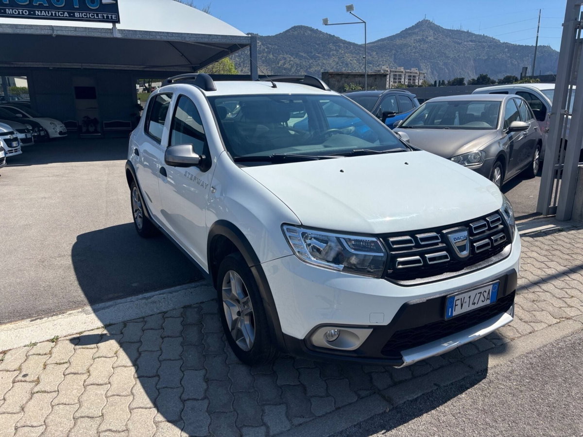 Dacia Sandero 0.9 TCe 12V 90CV Start&Stop Comfort (4)