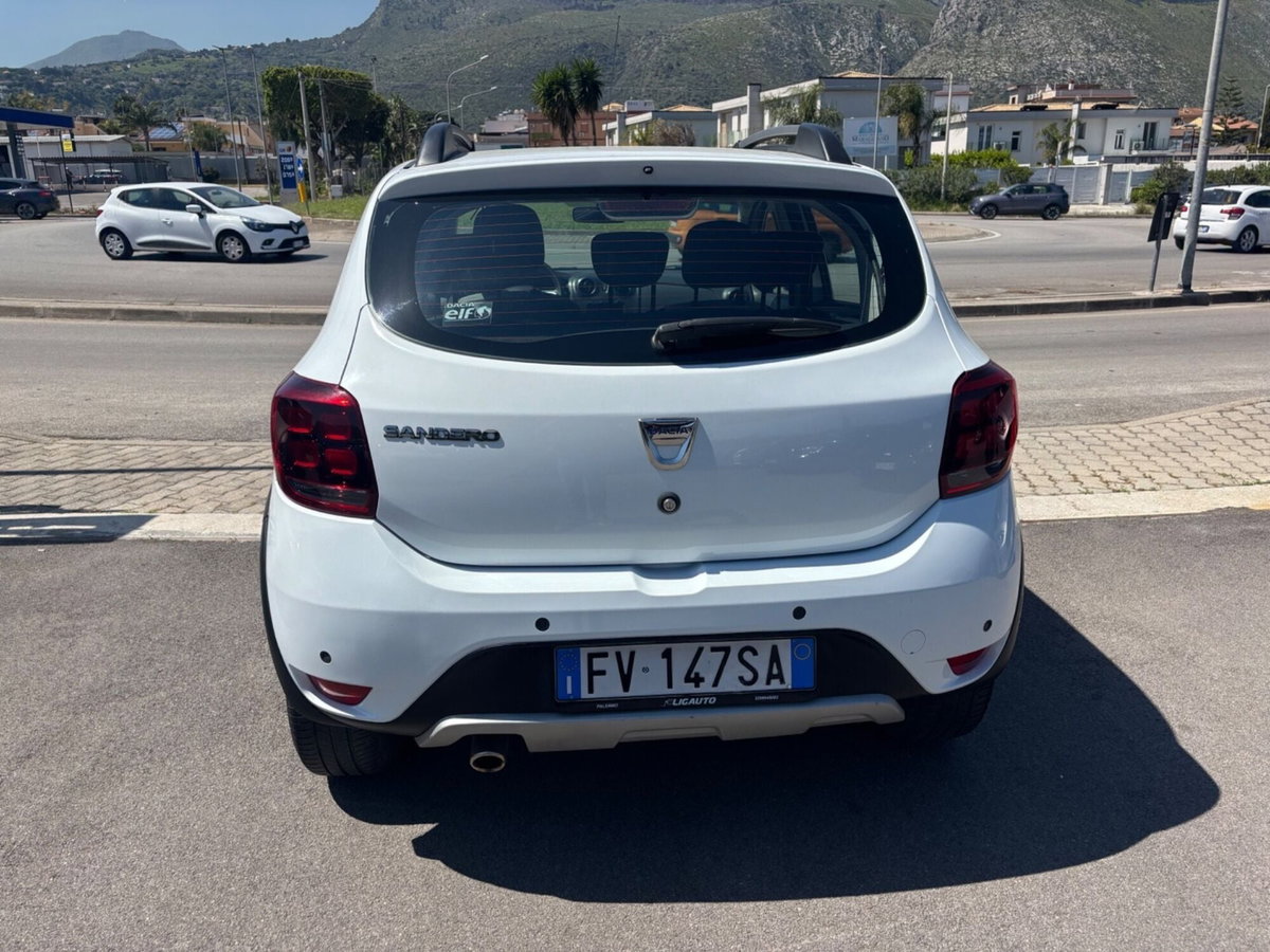 Dacia Sandero 0.9 TCe 12V 90CV Start&Stop Comfort (7)