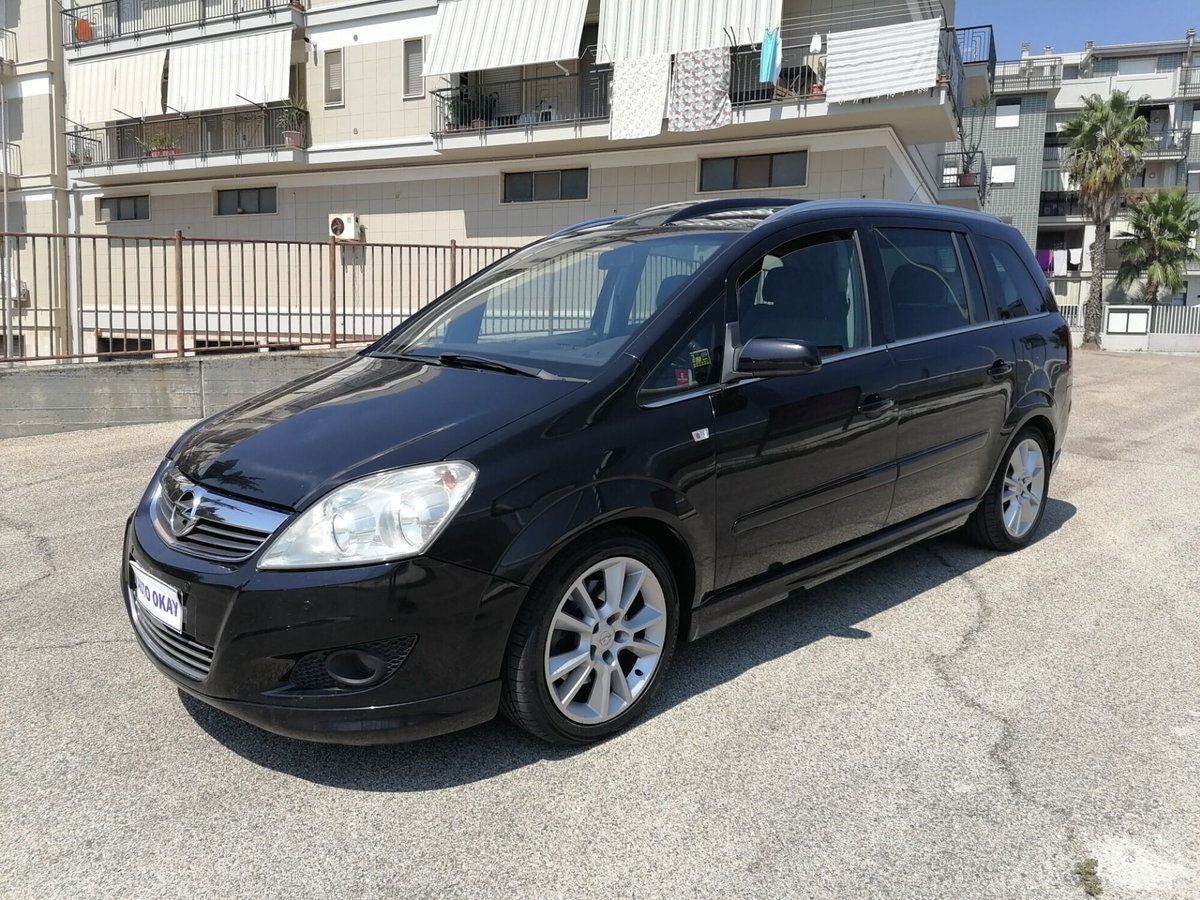 Opel Zafira 1.9 16V CDTI 150CV aut. Cosmo
