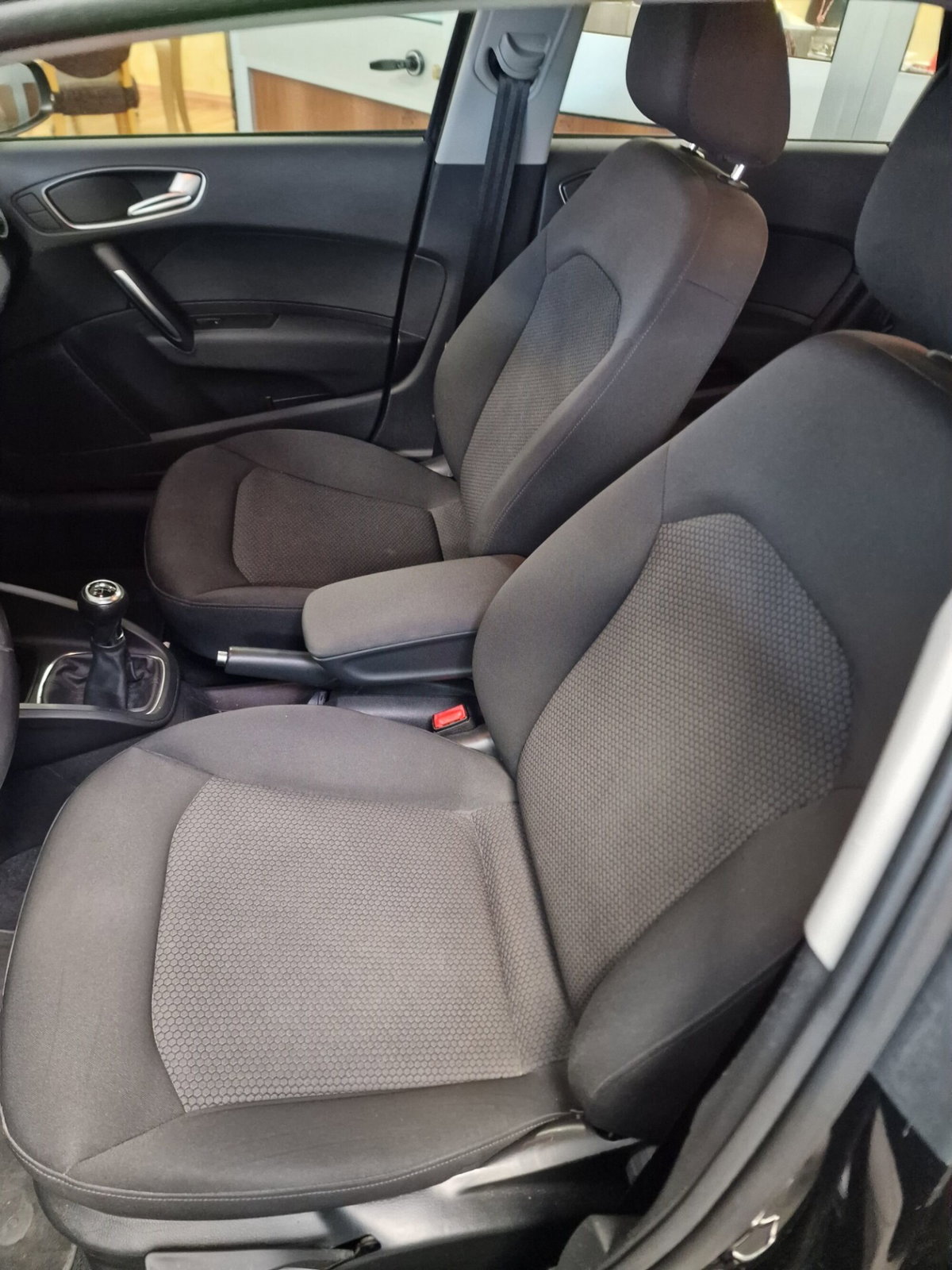 Audi A1 1.4 TFSI S tronic 119g Attraction (6)